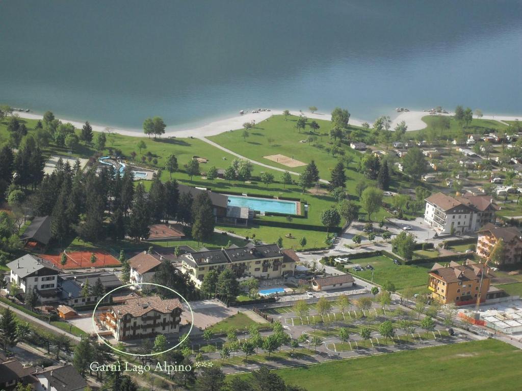 מולבנו Garni Lago Alpino מראה חיצוני תמונה